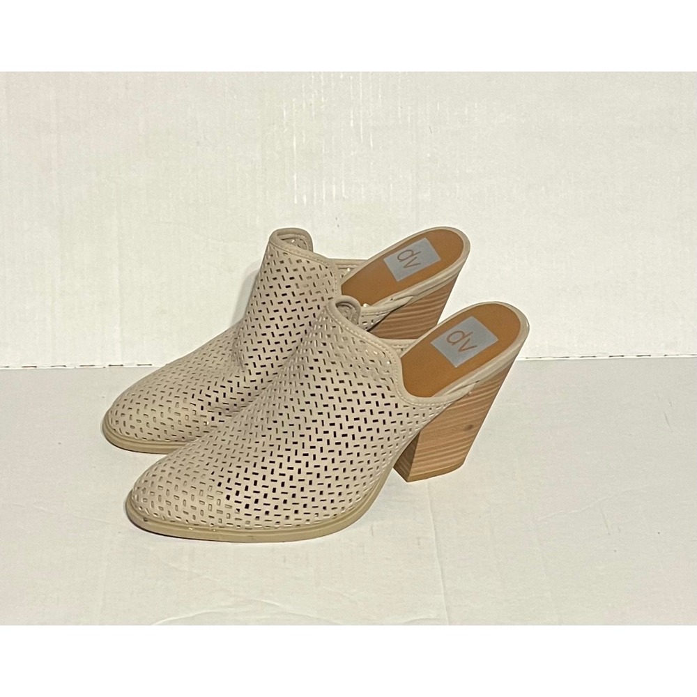 DV Dolce Vita Women's Size 8.5 Beige Perforated Block Heel Mule Sandals Shoes